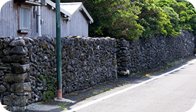 石垣・間知石の土留め