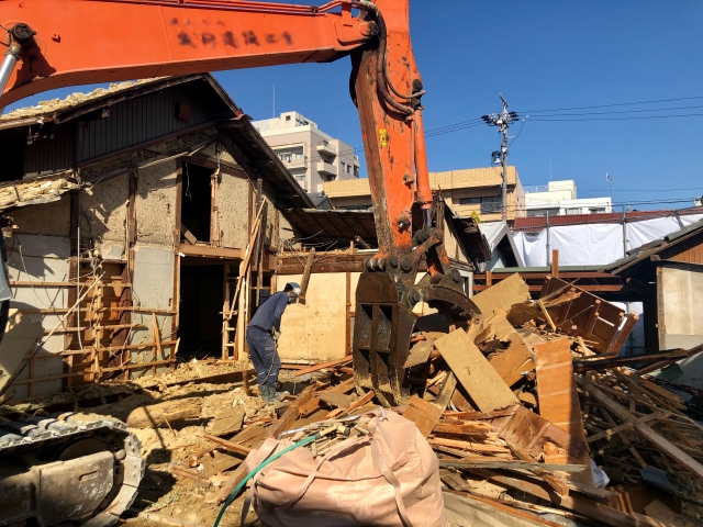 【高崎市】建て替えに伴う木造住宅の解体工事