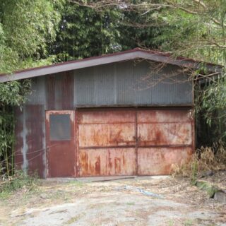 倉の解体が必要なケースとは？老朽化・用途変更のポイント